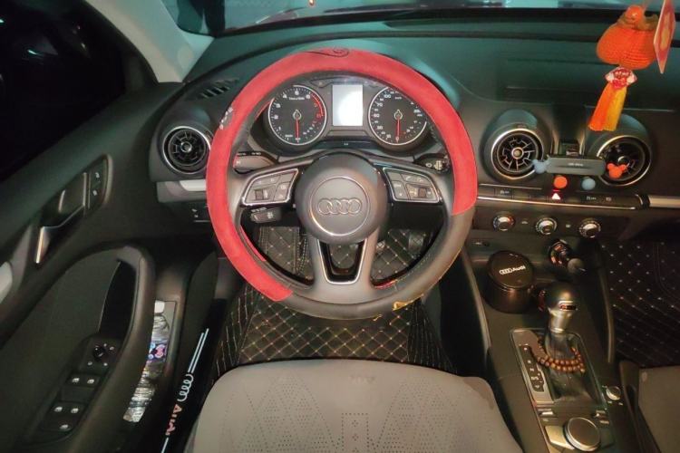 Used Audi A3 2020 Limousine 35 TFSI Ambition China VI Steering Wheel