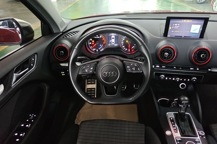 Used Audi A3 2020 Limousine 40 TFSI Sporty Version China VI Steering Wheel
