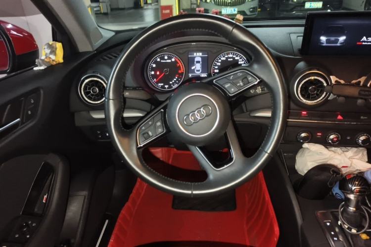 Used Audi A3 2020 Restyled Limousine 35 TFSI Ambition Version China VI Steering Wheel