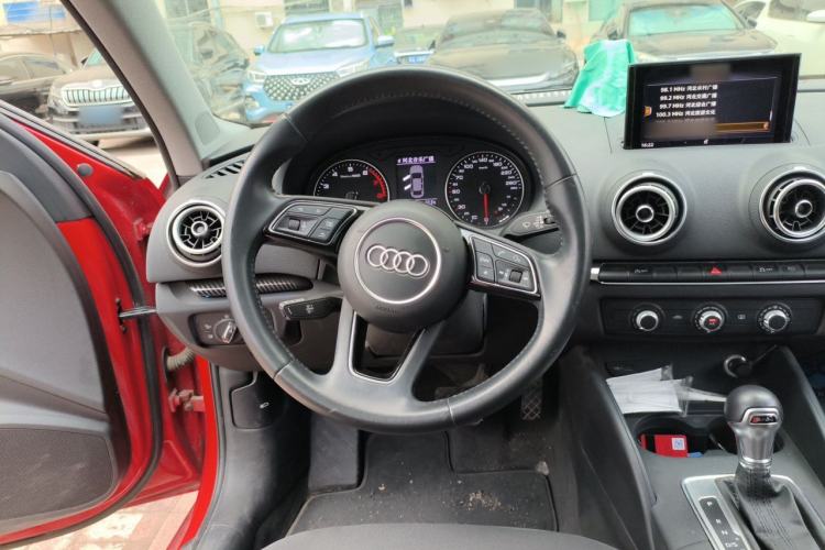 Used Audi A3 2020 Restyled Limousine 35 TFSI Ambition Version China VI Steering Wheel