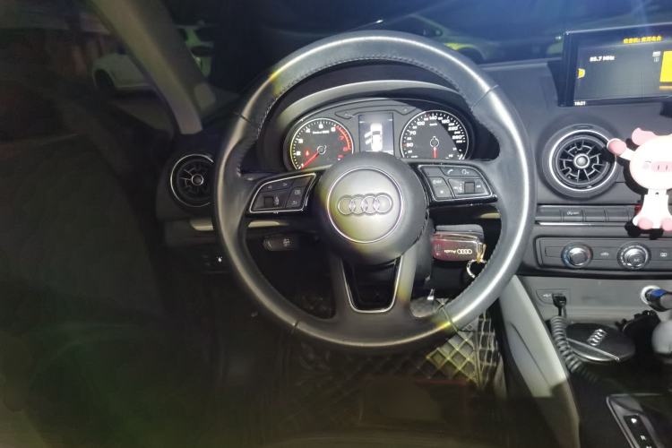 Used Audi A3 2020 Sportback 35 TFSI Ambition China VI Steering Wheel