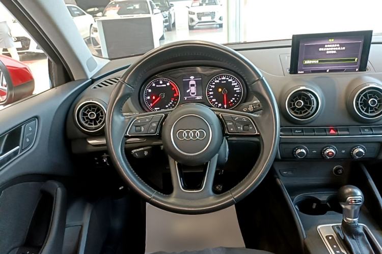 Used Audi A3 2020 Restyled Limousine 35 TFSI Ambition Version China VI Steering Wheel