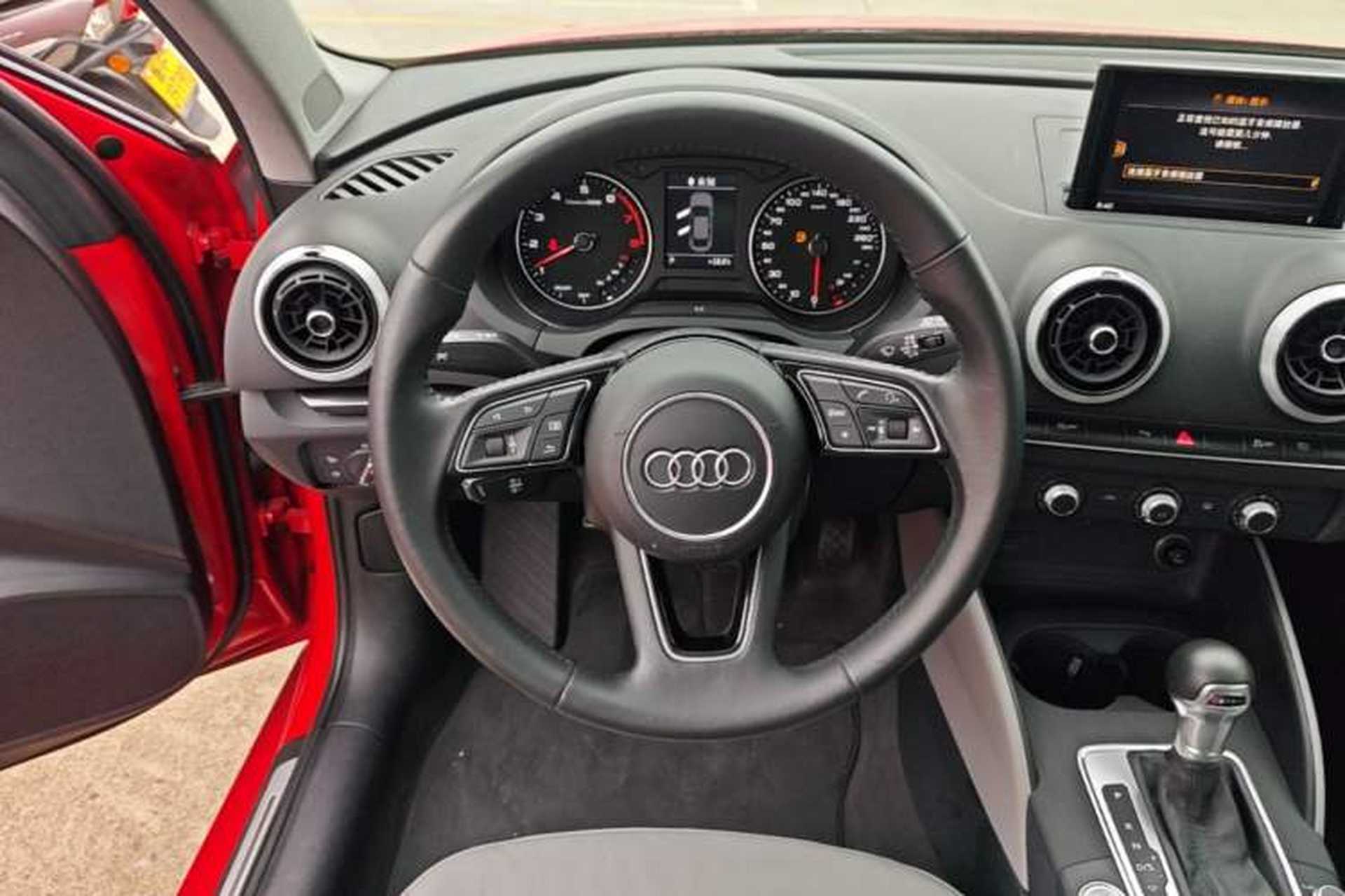 Used Audi A3 2020 Limousine 35 TFSI Fashion Edition China VI Emission Standard Steering Wheel