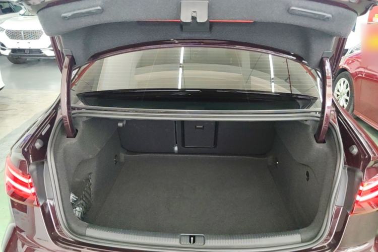 Used Audi A3 2020 Limousine 35 TFSI Style Edition China VI Emission Standard Trunk
