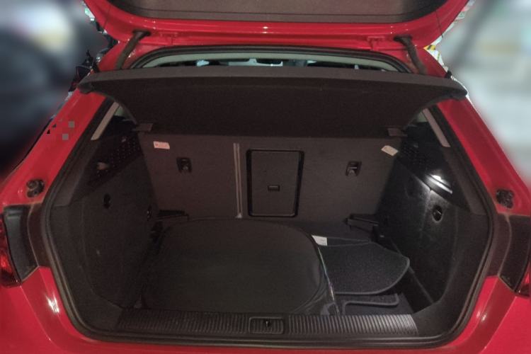 Used Audi A3 2020 Sportback 35 TFSI Fashion Edition China VI Emission Standard Trunk