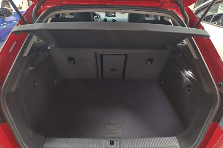 Used Audi A3 2020 Restyled Sportback 35 TFSI Entry-Level China VI Emission Standard Trunk