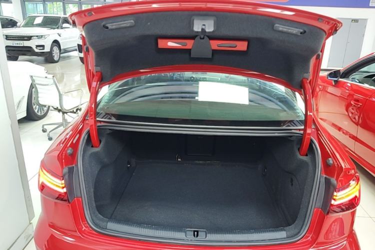 Used Audi A3 2020 Limousine 35 TFSI Ambition China VI Trunk
