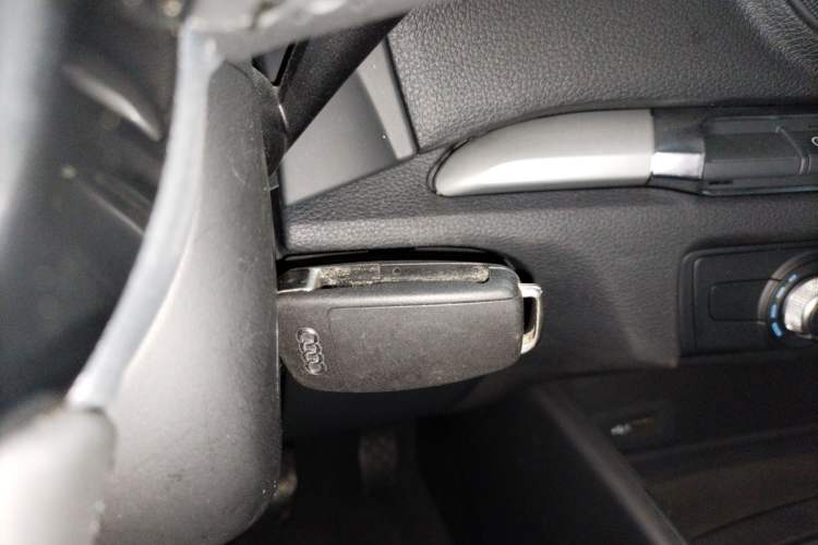 Used Audi A3 2020 Restyled Limousine 35 TFSI Ambition Version China VI Vehicle Key