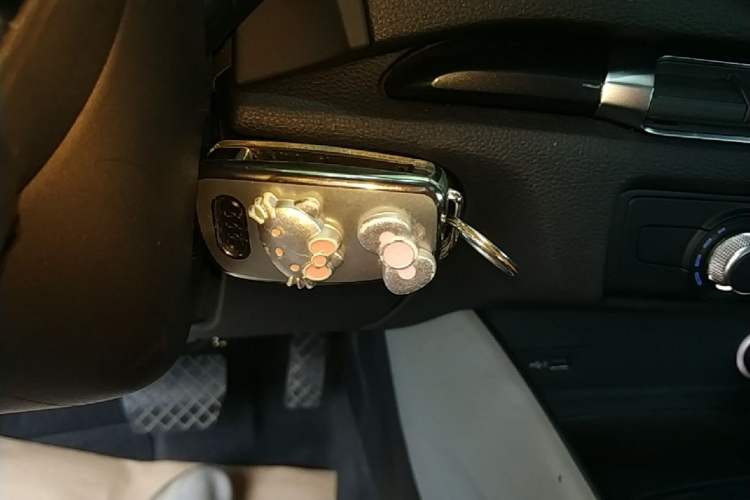 Used Audi A3 2020 Sportback 35 TFSI Fashion Edition China VI Emission Standard Vehicle Key