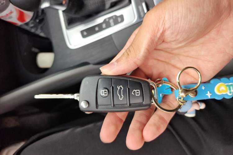 Used Audi A3 2020 Limousine 35 TFSI Fashion Edition China VI Emission Standard Vehicle Key