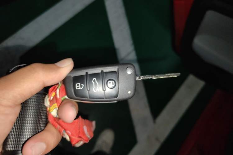 Used Audi A3 2020 Limousine 35 TFSI Fashion Edition China VI Emission Standard Vehicle Key