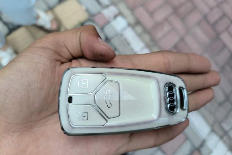 Used Audi A3 2020 Restyled Limousine 35 TFSI Ambition Version China VI Vehicle Key