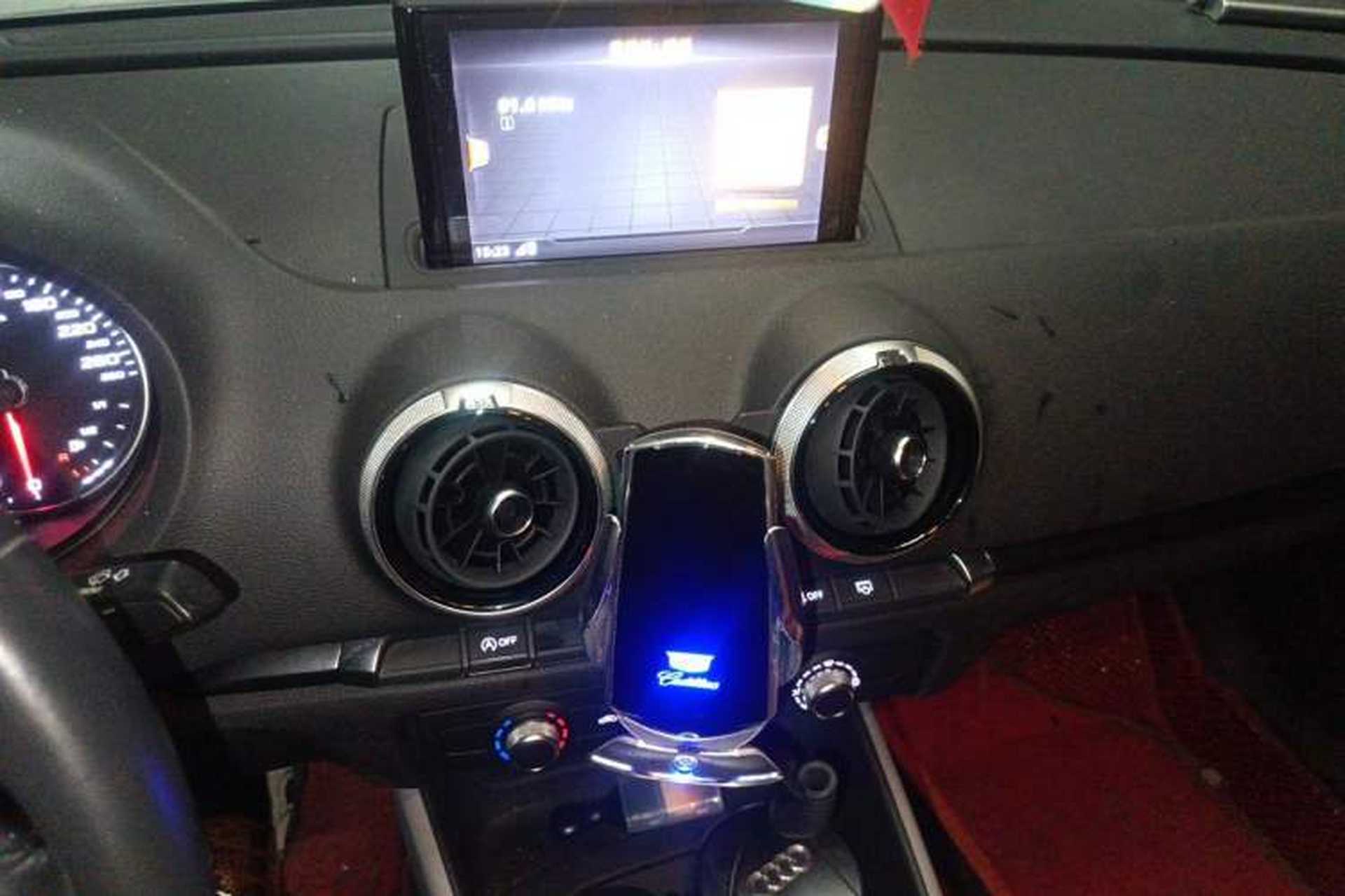 Used Audi A3 2020 Limousine 35 TFSI Fashion Edition China VI Emission Standard Audio And AC Panel