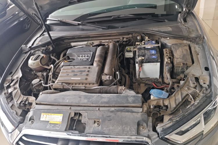 Used Audi A3 2020 Limousine 35 TFSI Ambition China VI Engine Bay