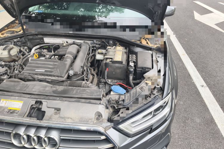 Used Audi A3 2020 Sportback 35 TFSI Sporty Model China VI Engine Bay Left