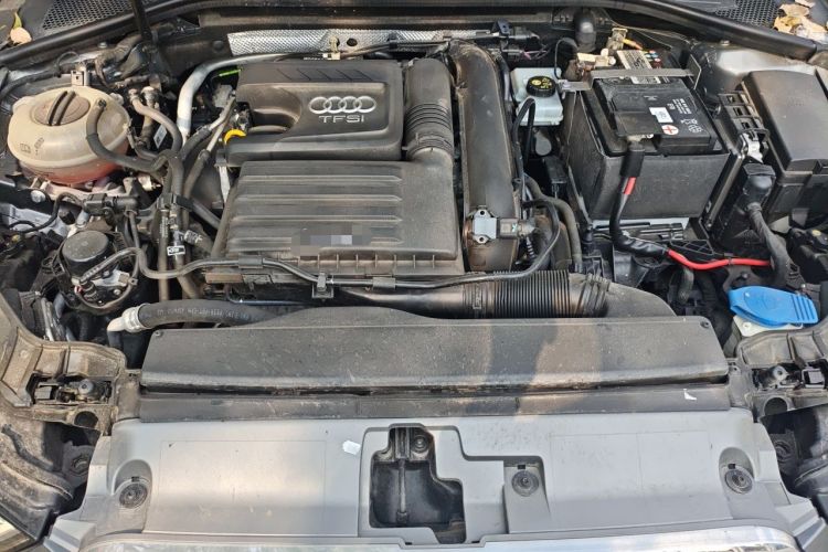 Used Audi A3 2020 Limousine 35 TFSI Fashion Edition China VI Emission Standard Engine Bay