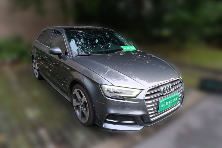 Used Audi A3 2020 Sportback 35 TFSI Fashion Edition China VI Emission Standard Front Right 45 Deg