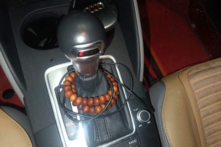 Used Audi A3 2020 Limousine 35 TFSI Fashion Edition China VI Emission Standard Gear Lever