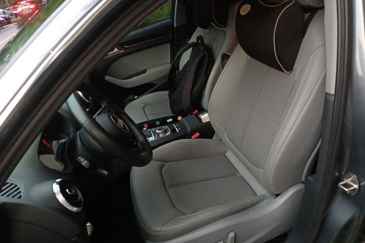 Used Audi A3 2020 Sportback 35 TFSI Fashion Edition China VI Emission Standard Left Front Seat