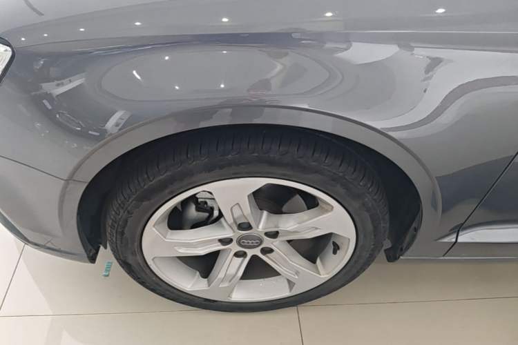 Used Audi A3 2020 Limousine 35 TFSI Ambition China VI Left Front Wheel Hub