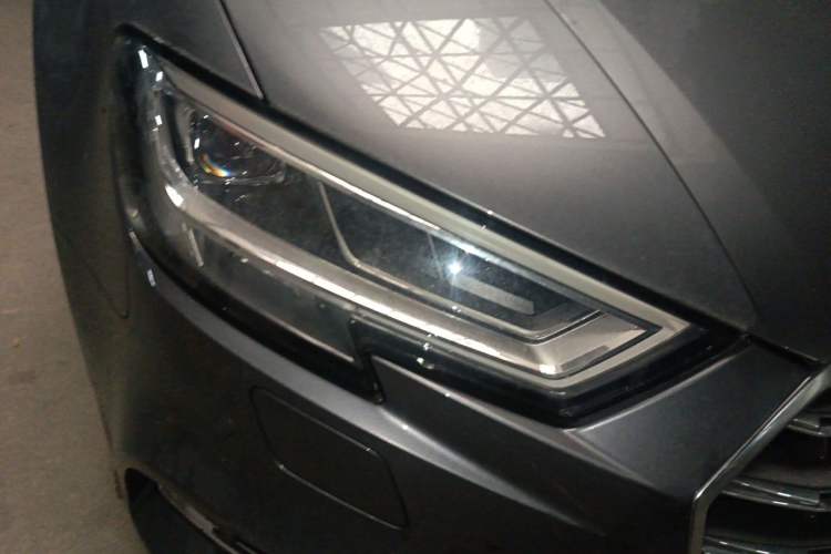 Used Audi A3 2020 Limousine 35 TFSI Fashion Edition China VI Emission Standard Right Front Headlight