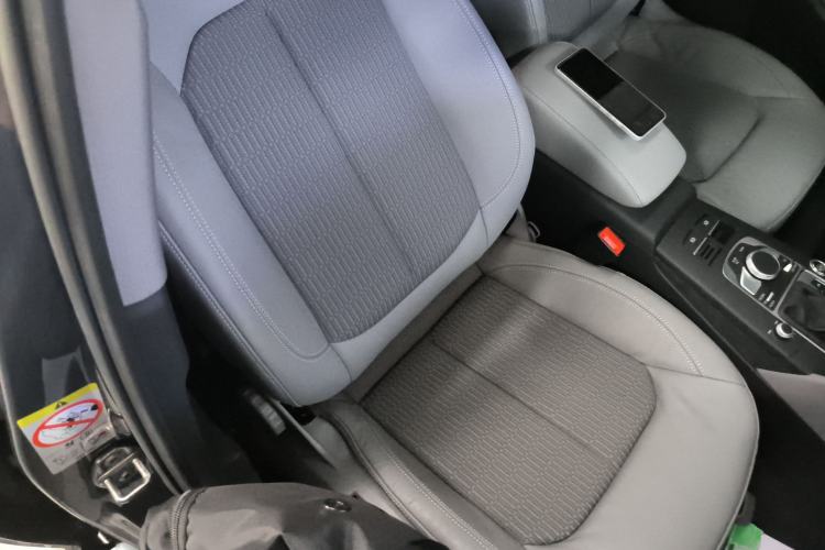 Used Audi A3 2020 Limousine 35 TFSI Fashion Edition China VI Emission Standard Right Front Seat