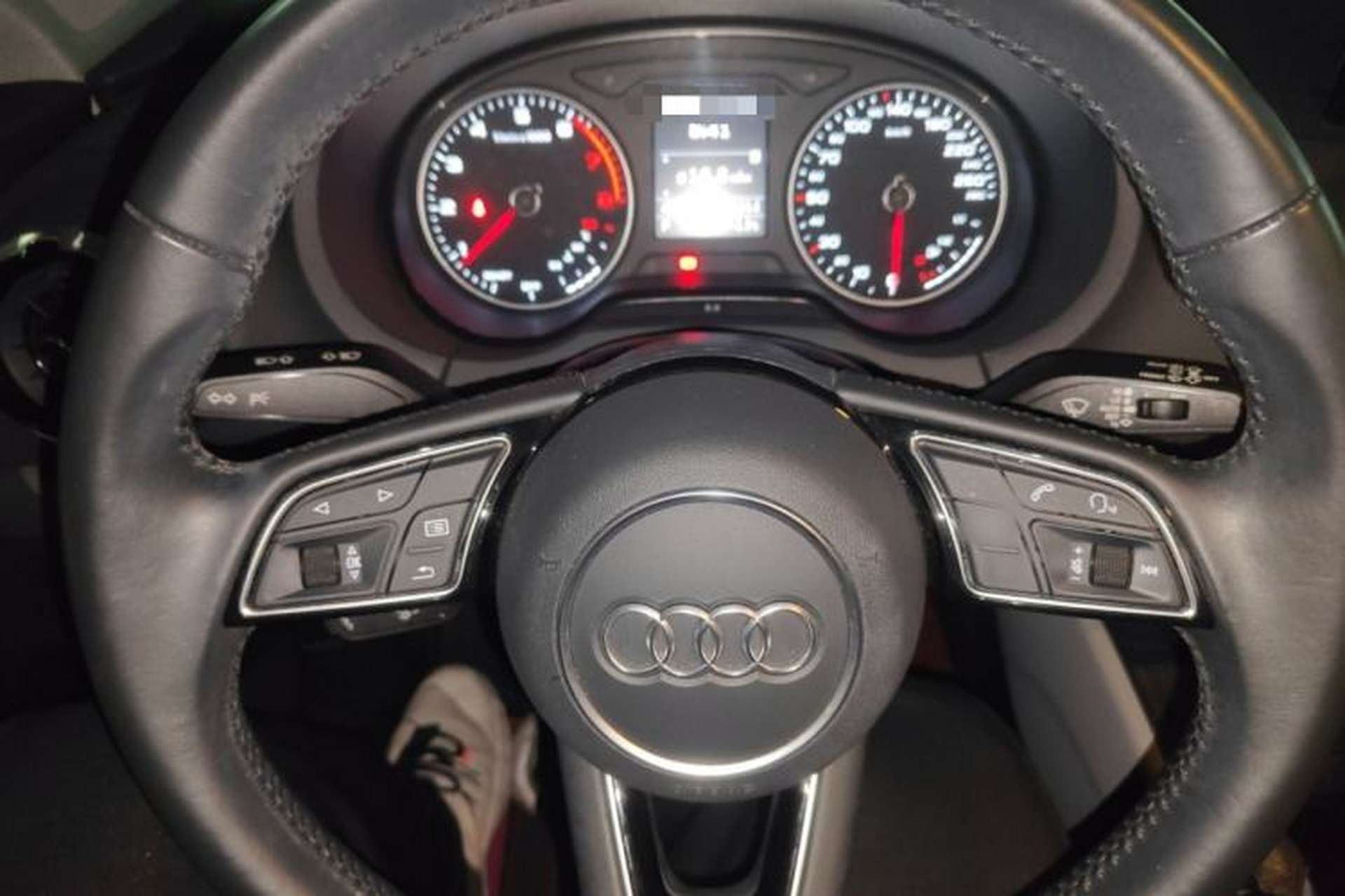 Used Audi A3 2020 Sportback 35 TFSI Fashion Edition China VI Emission Standard Steering Wheel