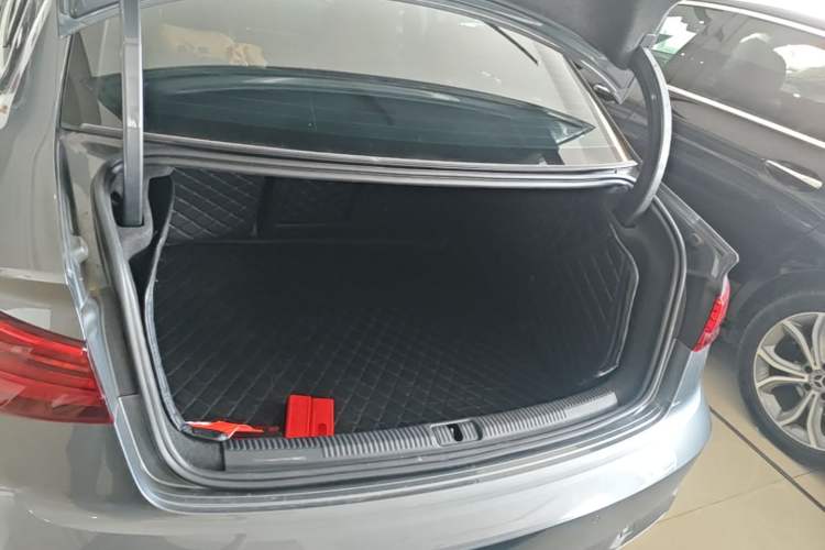Used Audi A3 2020 Limousine 35 TFSI Ambition China VI Trunk