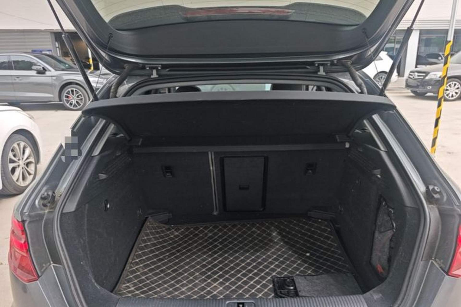 Used Audi A3 2020 Sportback 35 TFSI Fashion Edition China V Emission Standard Trunk