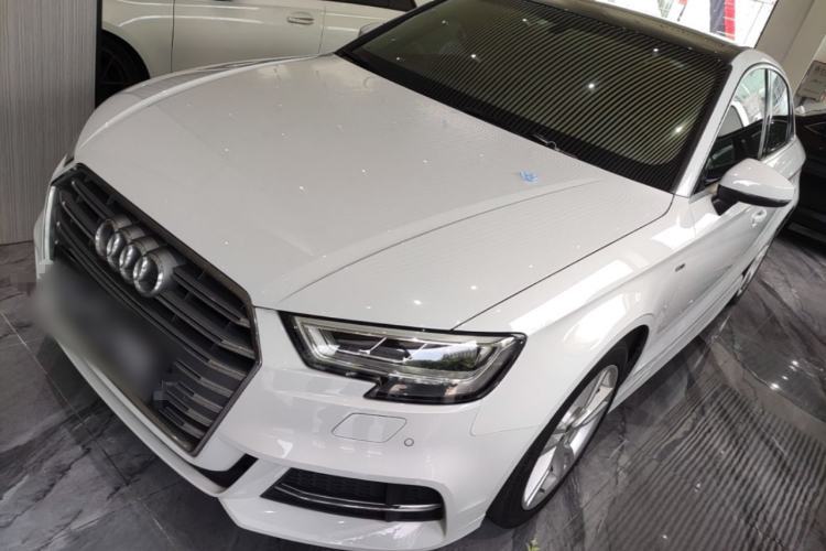 Used Audi A3 2020 Limousine 35 TFSI Fashion Edition China VI Emission Standard Guazi used car, China used car export, Used car for sale, Used cars, Cheapest cars for sale
