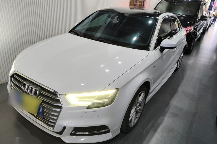 Used Audi A3 2020 Limousine 35 TFSI Fashion Edition China VI Emission Standard Guazi used car, China used car export, Used car for sale, Used  cars, Cheapest cars for sale