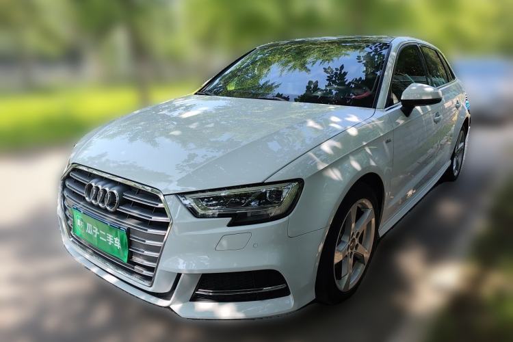 Used Audi A3 2020 Sportback 35 TFSI Fashion Edition China VI Emission Standard Guazi used car, China used car export, Used car for sale, Used cars, Cheapest cars for sale