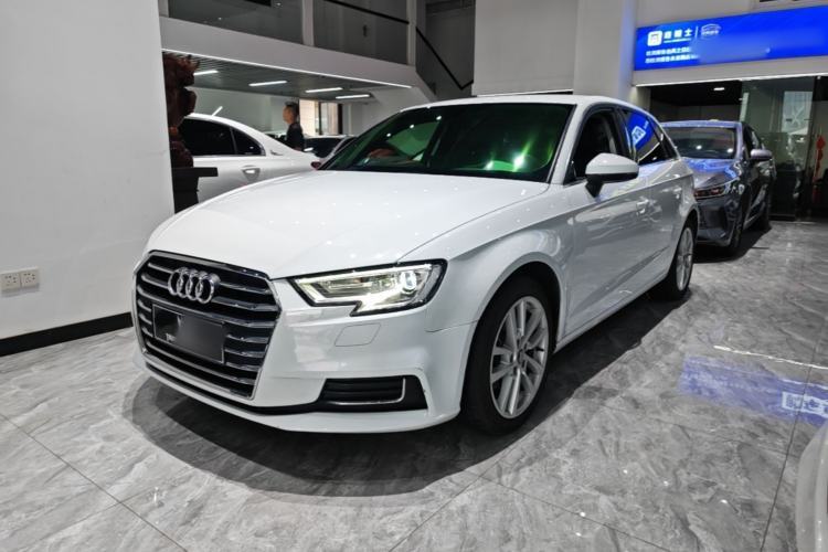 Used Audi A3 2020 Sportback 35 TFSI Ambition China VI Guazi used car, China used car export, Used car for sale, Used Audi cars, Cheapest cars for sale