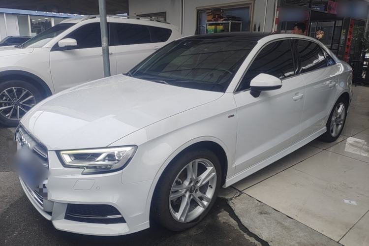 Used Audi A3 2020 Limousine 35 TFSI Fashion Edition China VI Emission Standard Guazi used car, China used car export, Used car for sale, Used  cars, Cheapest cars for sale