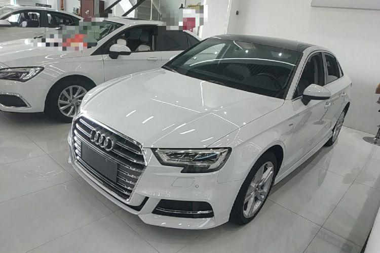 Used Audi A3 2020 Limousine 35 TFSI Fashion Edition China VI Emission Standard Guazi used car, China used car export, Used car for sale, Used cars, Cheapest cars for sale