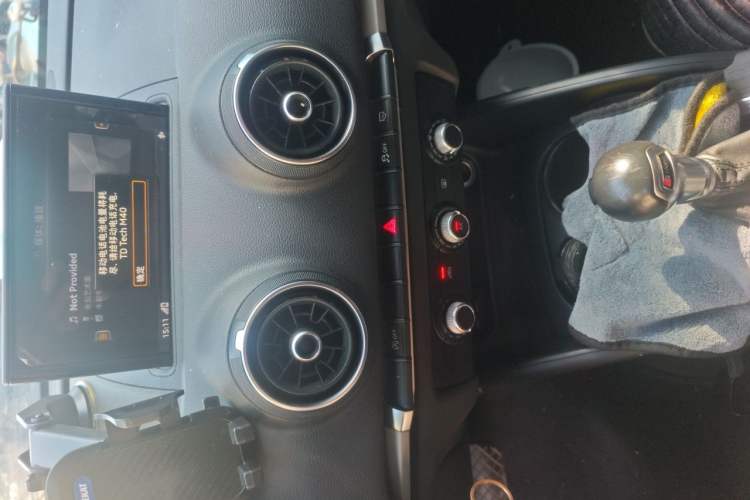 Used Audi A3 2020 Restyled Limousine 35 TFSI Ambition Version China VI Audio And AC Panel