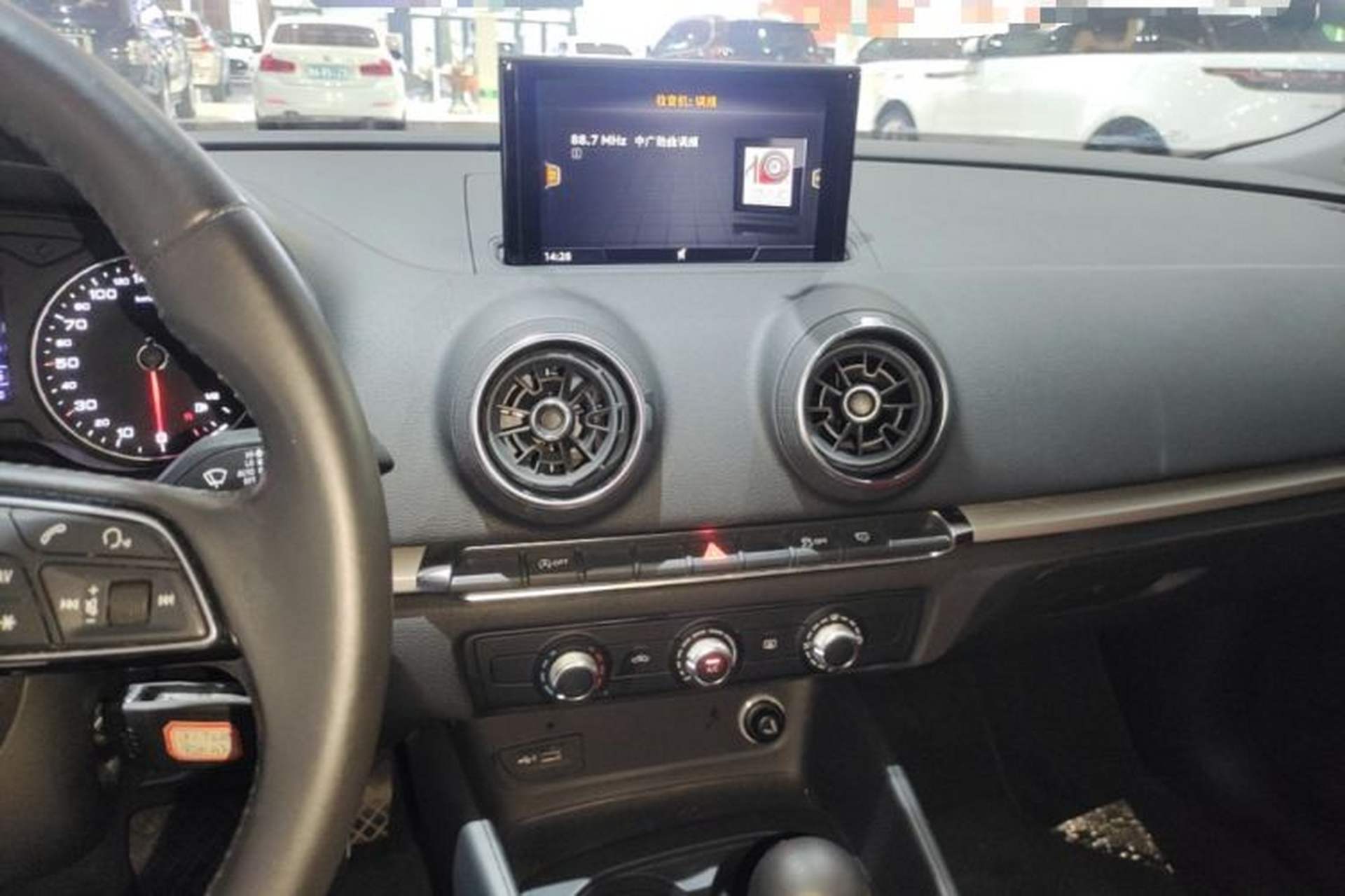 Used Audi A3 2020 Restyled Sportback 35 TFSI Entry-Level China VI Emission Standard Audio And AC Panel