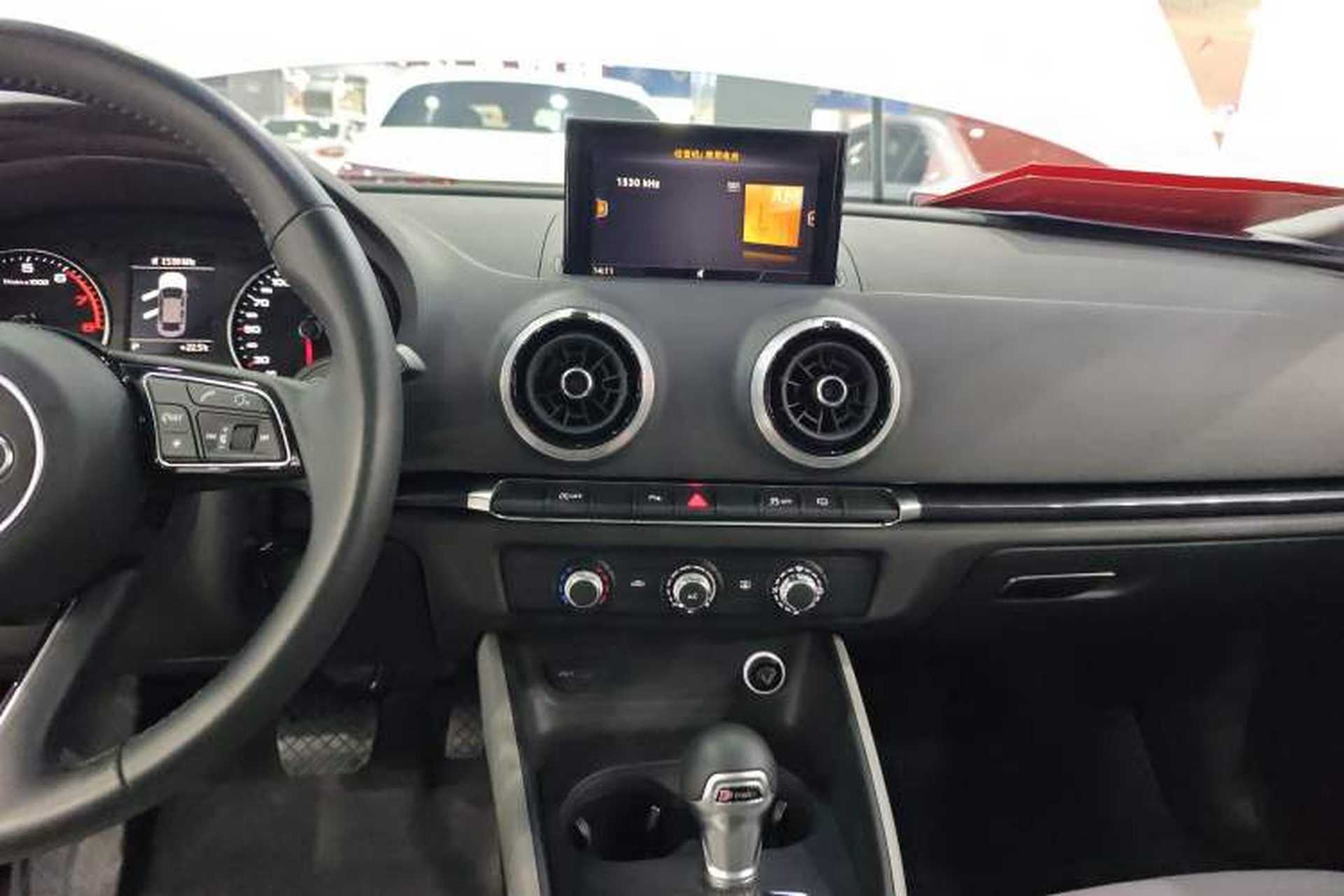Used Audi A3 2020 Limousine 35 TFSI Fashion Edition China VI Emission Standard Audio And AC Panel