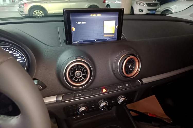 Used Audi A3 2020 Limousine 35 TFSI Ambition China VI Audio And AC Panel