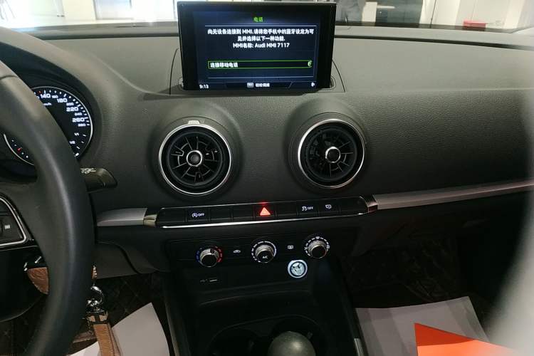 Used Audi A3 2020 Restyled Sportback 35 TFSI Entry-Level China VI Emission Standard Audio And AC Panel