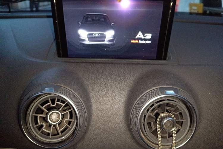 Used Audi A3 2020 Limousine 35 TFSI Ambition China VI Audio And AC Panel
