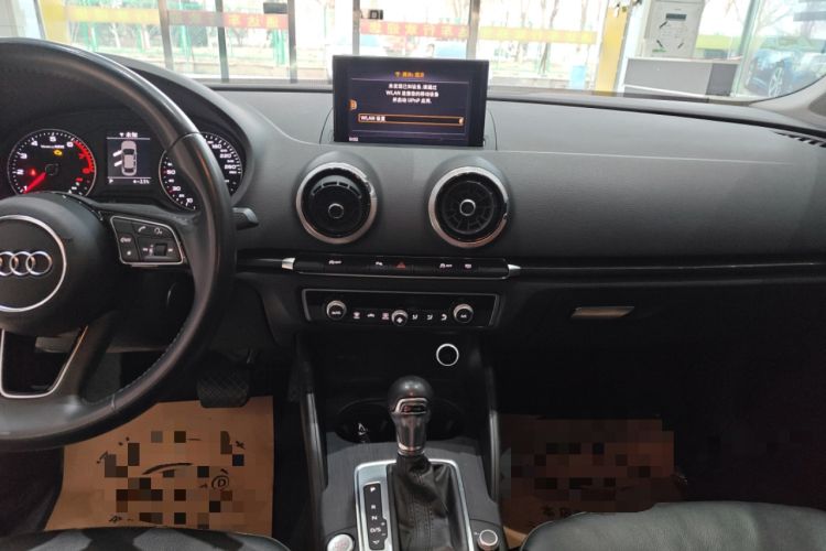 Used Audi A3 2020 Limousine 35 TFSI Fashion Edition China VI Emission Standard Audio And AC Panel