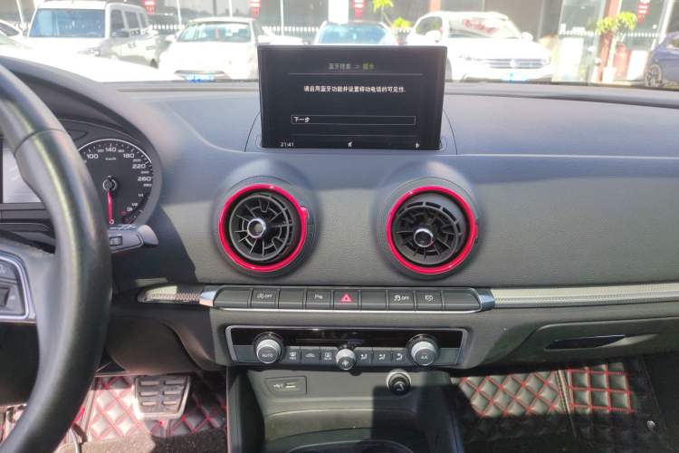 Used Audi A3 2020 Sportback 35 TFSI Style Edition China VI Emission Standard Audio And AC Panel