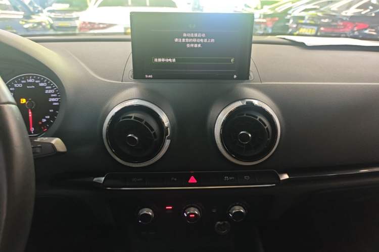 Used Audi A3 2020 Limousine 35 TFSI Fashion Edition China VI Emission Standard Audio And AC Panel