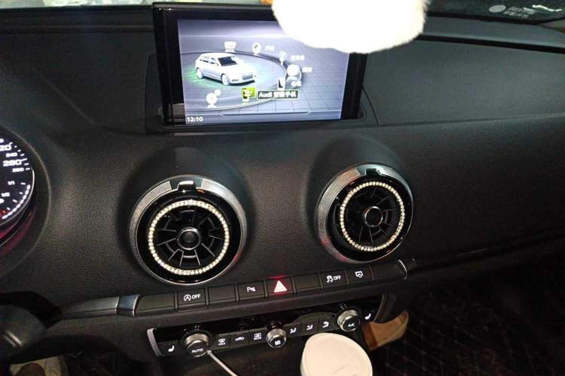 Used Audi A3 2020 Sportback 35 TFSI Fashion Edition China VI Emission Standard Audio And AC Panel