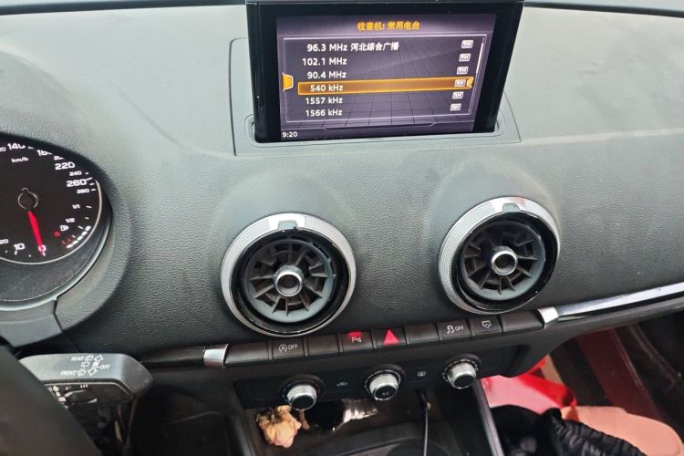 Used Audi A3 2020 Sportback 35 TFSI Fashion Edition China VI Emission Standard Audio And AC Panel