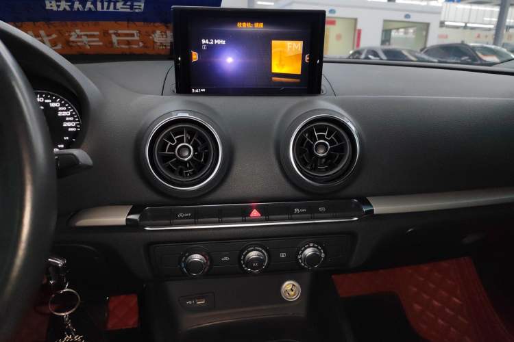 Used Audi A3 2020 Restyled Limousine 35 TFSI Ambition Version China VI Audio And AC Panel