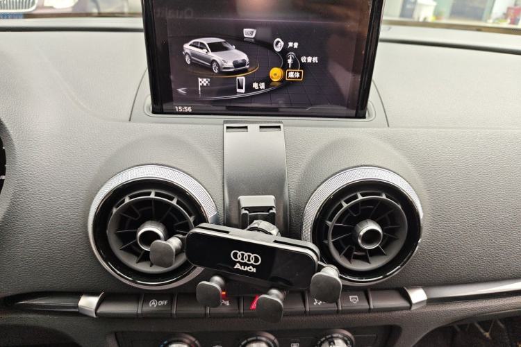 Used Audi A3 2020 Limousine 35 TFSI Fashion Edition China VI Emission Standard Audio And AC Panel