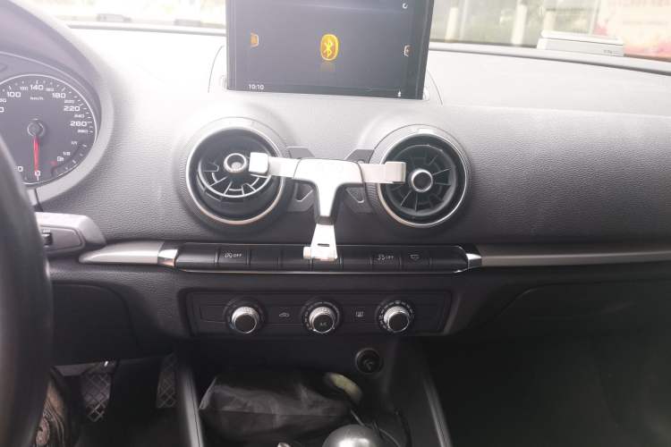 Used Audi A3 2020 Sportback 35 TFSI Ambition China VI Audio And AC Panel