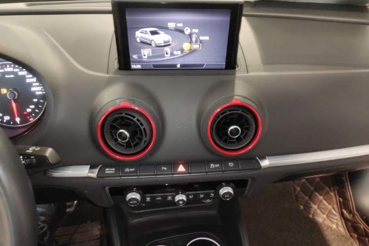 Used Audi A3 2020 Limousine 35 TFSI Sporty Version China VI Audio And AC Panel